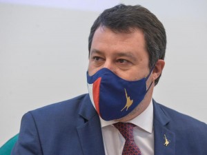 Riaperture, Salvini: &quot;In Cdm proposta coprifuoco alle 23&quot;