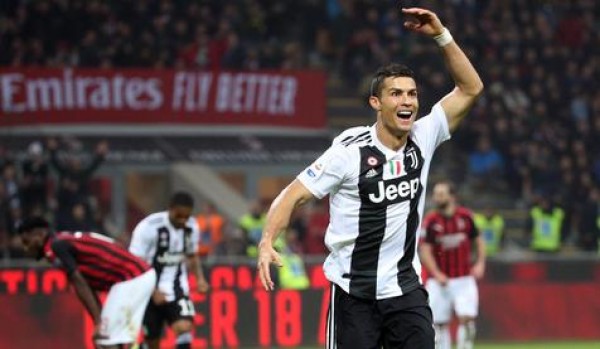 Juventus y Milan definen título en Yeda: primera mitad 1-0 Cristiano Rolando