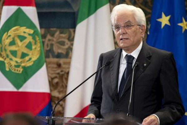 Mattarella, migranti nuovi schiavi.Non guardare altrove