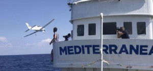 Migranti: sbarcati nella notte a Lampedusa i 70 salvati dalla Guardia costiera