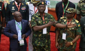 Il commissario alla Sicurezza dell&#039;Ecowas e i capi di Stato maggiore di Nigeria e Ghana