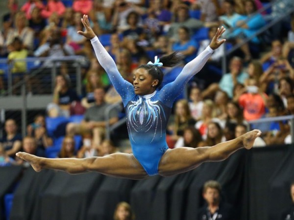 Biles tetracampeona mundial