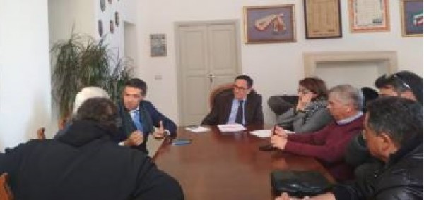 Martina Franca (Taranto) - Lupi sbranano puledro in una masseria, il Comune corre ai ripari