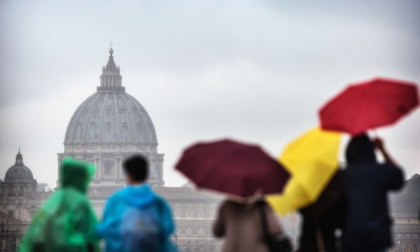 Pioggia su mezza Italia in attesa del primo caldo