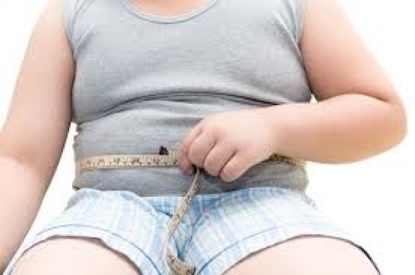 Obesità e sovrappeso: in Italia colpiti tre bambini su dieci