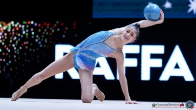 Sofia Raffaeli gana la medalla de oro en pelota y tréboles