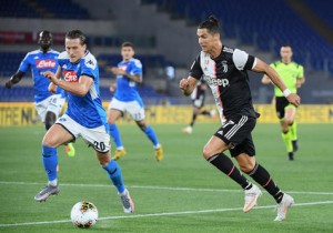 Sin goles en Roma entre Juventus y Napoli en final de Copa Italia ( primer tiempo)