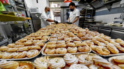 La cocina de una pastelería napolitana