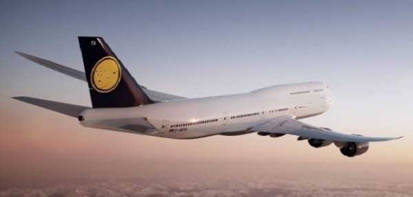 Moleste sessuali in aereo, Stella dell&#039;hockey russo costringe all’atterraggio