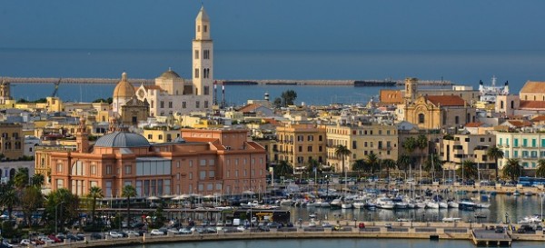 Bari, la &quot;puerta de Oriente&quot;  Ciudades artísticas de Italia