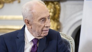Shimon Peres colpito da un ictus: &quot;È stabile e cosciente&quot;