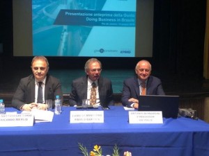 Ricardo Merlo, Paulo Guedes y Antonio Bernardini durante evento en Rio de Janeiro