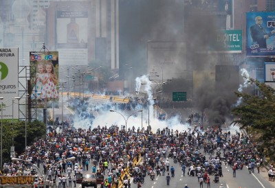 Se contabilizan cinco víctimas mortales durante protestas en Venezuela