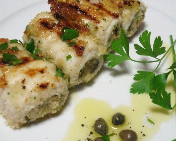 Rollos de pez espada, plato típico de verano de la tradición siciliana