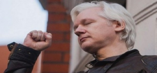 Perché secondo Assange Bitcoin è la vera rivoluzione di Occupy Wall Street