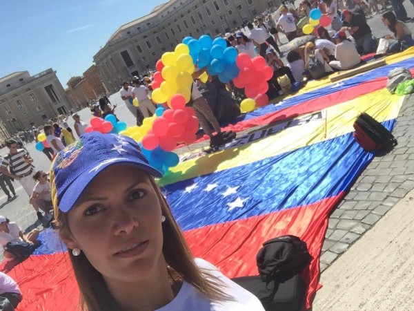 Premio Atreju 2017 a Vanessa Ledezma Camero, dissidente venezuelana alla festa di Fratelli d’Italia