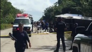 Messico: si ribalta pullman di turisti, almeno 12 morti. Farnesina: &quot;Nessun italiano tra vittime e feriti&quot;