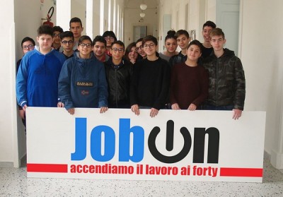 Lecce - «JobOn – accendiamo il lavoro ai forty» è la nuova startup sociale dei ragazzi del Galilei-Costa