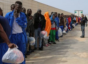 Times “«Da Italia 200.000 visti a migranti per muoversi liberamente in Ue», vicemin. Giro smentisce