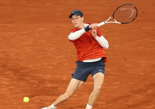 Sinner al Roland Garros di Parigi 