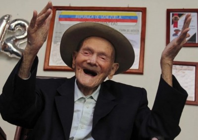 Finora l&#039;uomo più anziano di sempre era il venezuelano Juan Vicente Perez, morto nel 2022 all&#039;età di 114 anni,