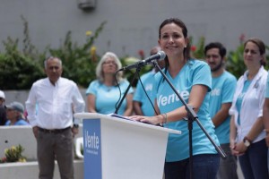 María Corina Machado: Fecha tope al revocatorio en 2016 o desobediencia nacional