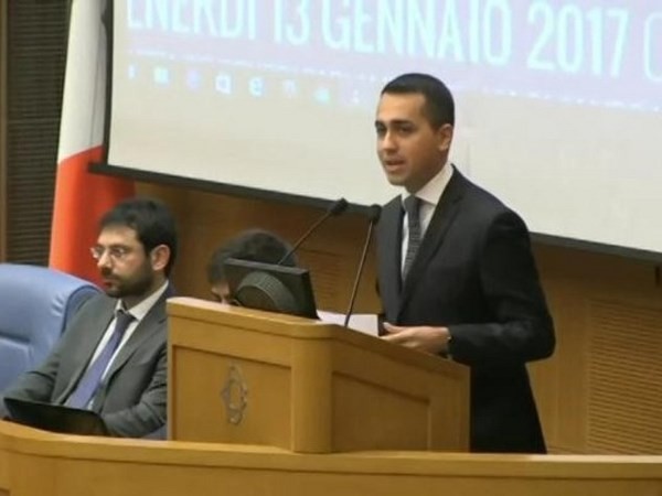 Quella di Di Maio non è una novità: le altre volte che la politica italiana ha attaccato i giornalisti