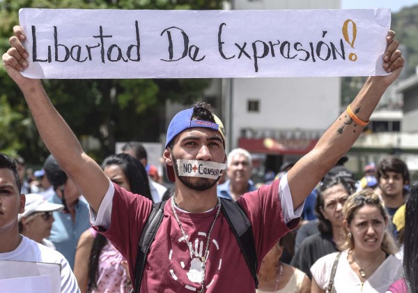 Sin medios no hay libertad: Venezuela “celebra” el Día Mundial de la Radio con más de 45 emisoras cerradas