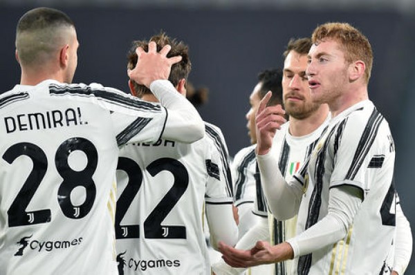 Juventus y Atalanta a semis de Copa Italia