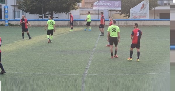 Serie B2 – ASI Taranto, l’ASD Life Bar 2018 batte 5-2 il Real Taranto 2. Poker di Giudetti