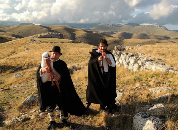 L’Aquila - “Zampognari mito dell’Abruzzo pastorale”