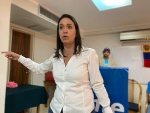 María Corina Machado y equipo de VPItv fueron agredidos en Apure