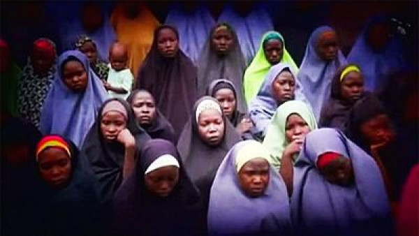 Nigeria, liberate 21 studentesse delle 276 rapite da Boko Haram ad aprile 2014