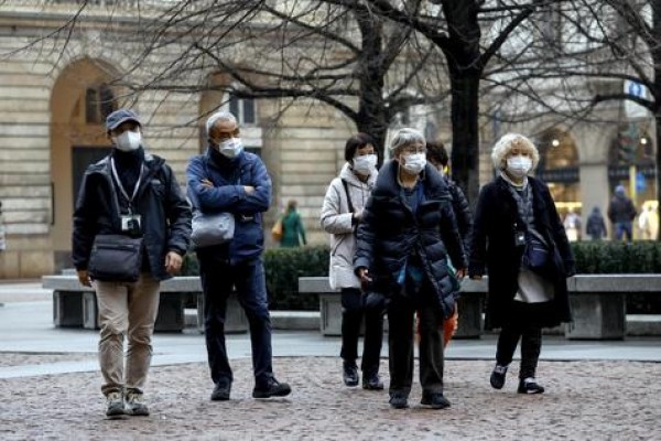 Europa en alerta máximo, 2.100 casos. Crisis &quot;cambiante&quot;. Pero, por ahora, sin cierre de fronteras