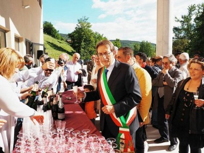 L’Aquila - Grande pubblico all’inaugurazione del centro polifunzionale di Camarda