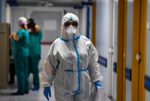 Coronavirus in Italia, 7.162 casi e 69 morti, crescono ricoveri e intensive: bollettino del 18 agosto