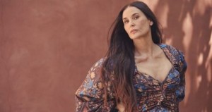 Demi Moore conduce un podcast erótico