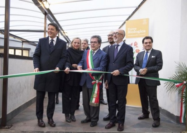 Catania: Renzi all&#039;inaugurazione della Torre biologica Ferdinando Latteri