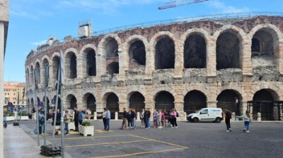 La Arena de Verona con un marco 2.0 para la lírica