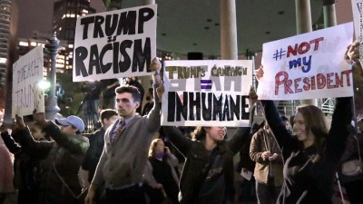 Anti-Trump protest becomes a &#039;riot&#039; in Portland, Oregon