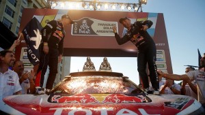 Peterhansel and Sunderland make Dakar Rally history