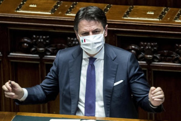 Conte &#039;assediato&#039; su task force e Mes. Strappo 5s-Pd in Ue. La maggioranza è divisa anche sulla legge elettorale