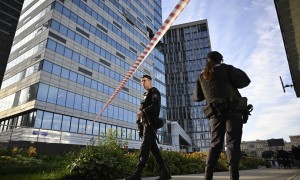  Un edificio di Mosca attaccato da droni ucraini