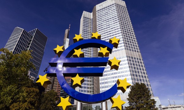 La Bce alza i tassi dello 0,25%, stop ai reinvestimenti a luglio