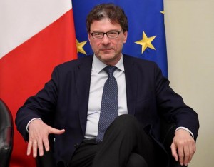 Giancarlo Giorgetti (Lega) ministro dello Sviluppo Economico. Salvini soddisfatto del governo: &quot;Abbiamo 3 incarichi importanti&quot;