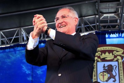 Antonio Ledezma  Alcalde Metropolitano de Caracas