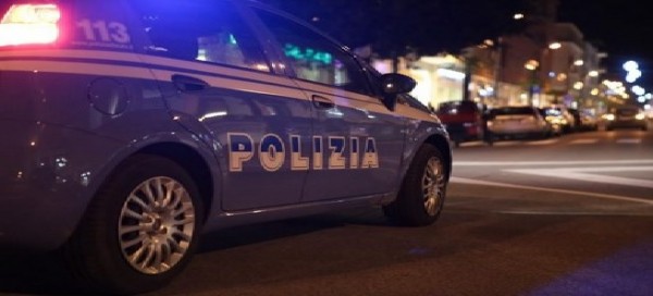 Torino – Italiano aizza spacciatori extracomunitari che aggrediscono Poliziotti, la reazione del Sap