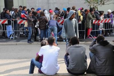 Migranti, Comuni pronti ad accoglierne altri 6mila
