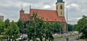 Epidemia di influenza: Germania, niente acqua santa in Chiesa per fermare contagi