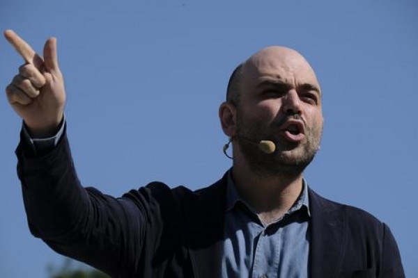 Condenan a Roberto Saviano por &quot;Gomorra&quot;